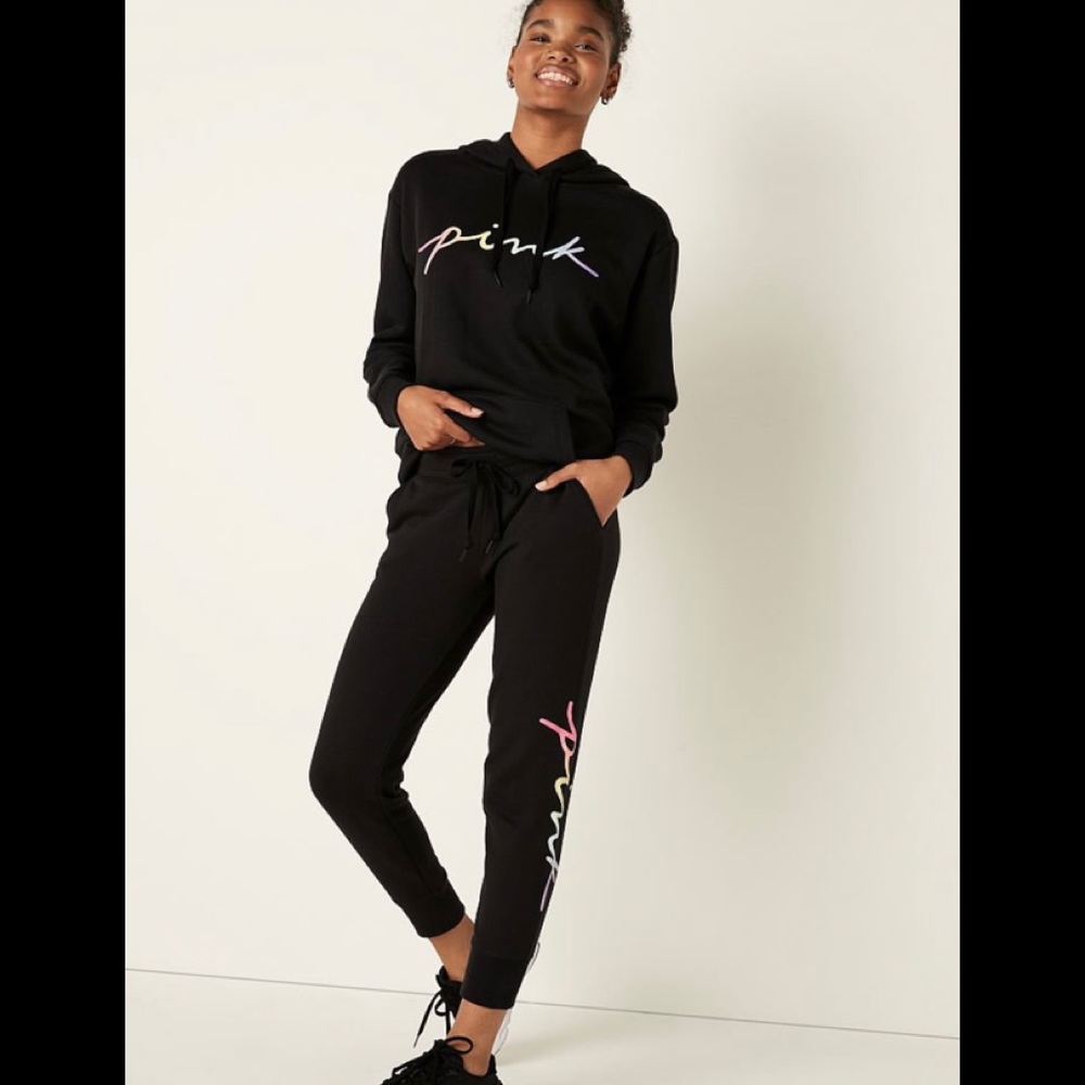 VS Pink skinny joggers NWT size XL